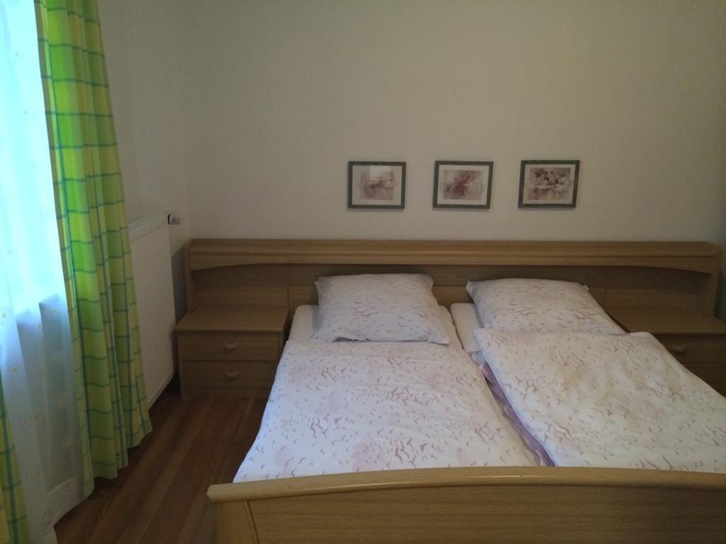 Gaestehaus Wetzel برونلاغ الغرفة الصورة