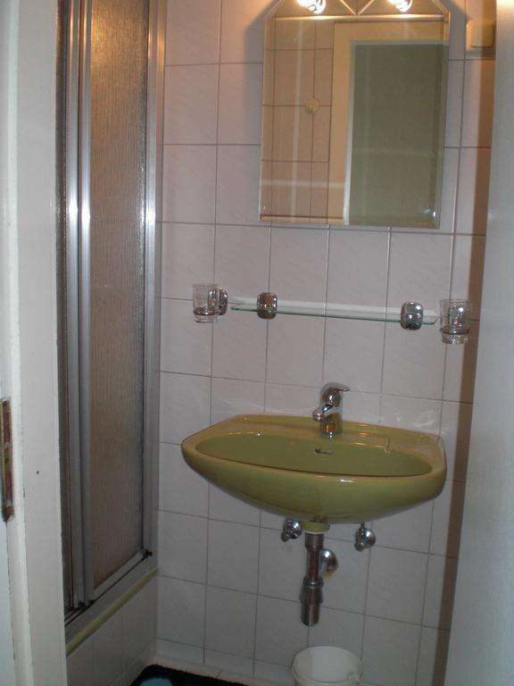 Gaestehaus Wetzel برونلاغ الغرفة الصورة